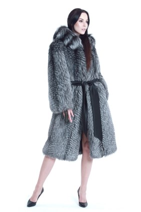 Шуби натуральне хутро лисиці норки шиншили Польща