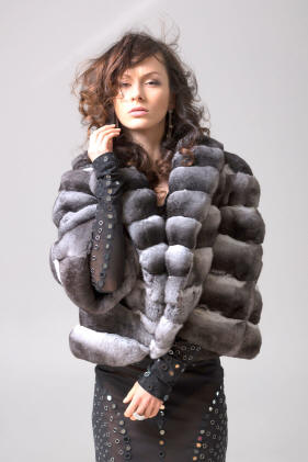 Шуби натуральне хутро лисиці норки шиншили Польща